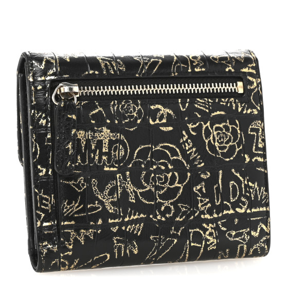 CHANEL Calfskin Crocodile Embossed Graffiti 2.55 Cocodile Reissue Compact Wallet Black Gold