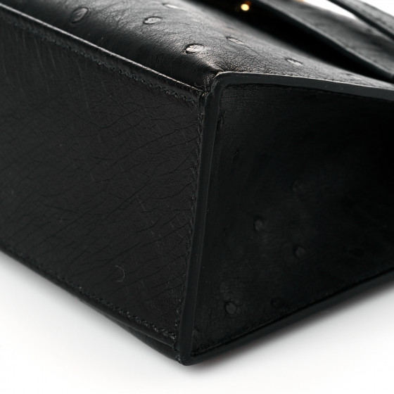 HERMES Ostrich Kelly Pochette Black 1021515 | FASHIONPHILE
