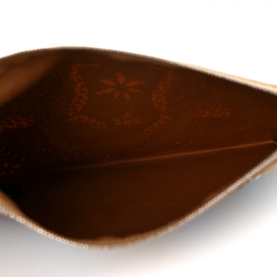 HERMES Silk Les Leopards Silky Pocket Cosmetic Case Chai