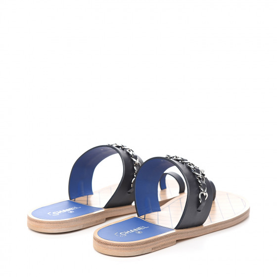 ワンポイントロゴが可愛い♪【CHANEL】ミュール CHANEL Calfskin Chain CC Logo Toe Ring Sandals 37.5 Black