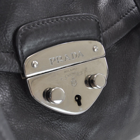 PRADA Royal Calf Easy Foldover Pushlock Satchel Black 33319