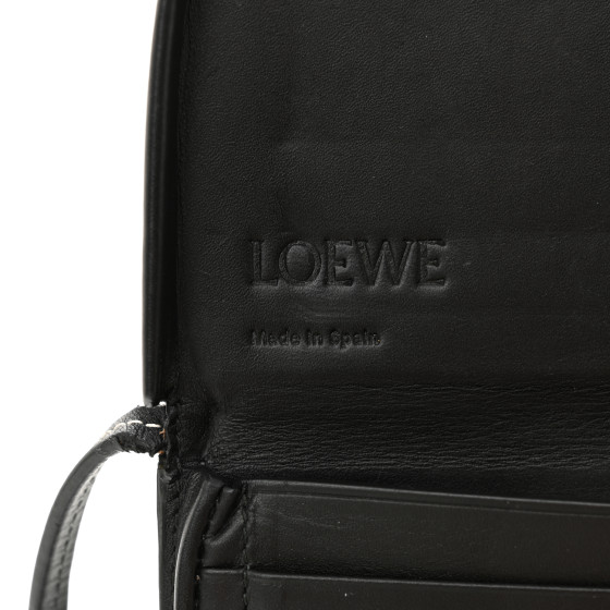 ポーチ LOEWE  Small Heel Pouch in Soft Calfskin in Black LOEWE Soft Calfskin Mini Heel Pouch Black 760143 | FASHIONPHILE