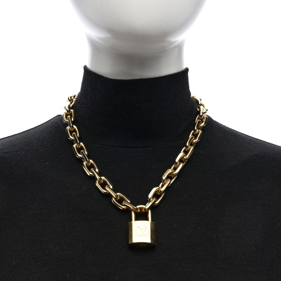 【胸元に存在感をON】LOUIS VUITTON★LV Edge Cadenasネックレス Louis Vuitton LV Edge Cadenas Necklace Gold in Gold Metal - US