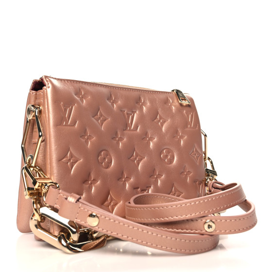 残少！Louis Vuitton COUSSIN BB BAG/クッサンBB ピンクゴールド LOUIS VUITTON Metallic Lambskin Embossed Monogram Coussin BB