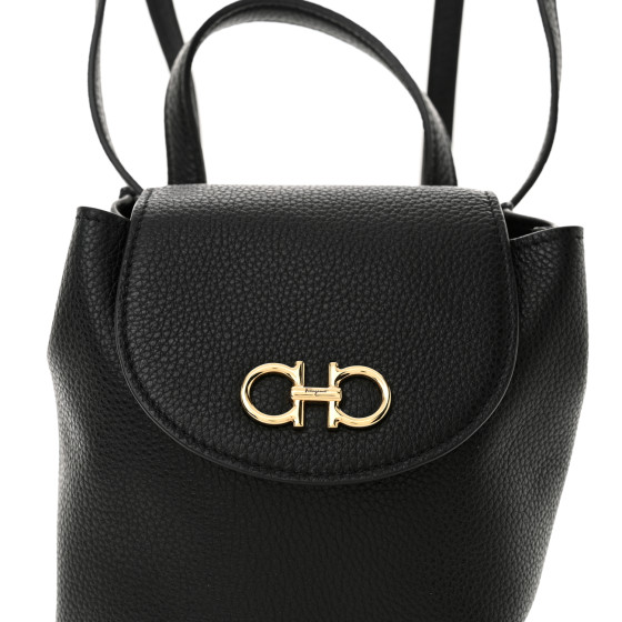 【SALVATORE FERRAGAMO】GANCINI MINI BACKPACK SALVATORE FERRAGAMO Grained Calfskin Mini Gancini Backpack