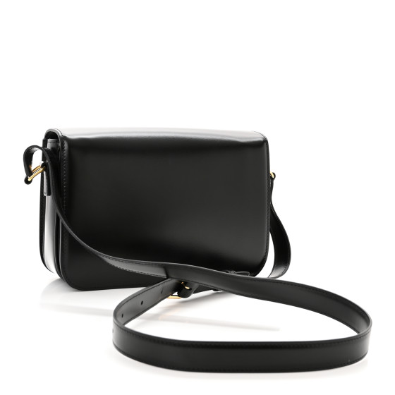 関税込★CELINE★Medium Triomphe Bag in Shiny Calfskin Black CLASSIQUE TRIOMPHE BAG IN shiny calfskin - BLACK | CELINE