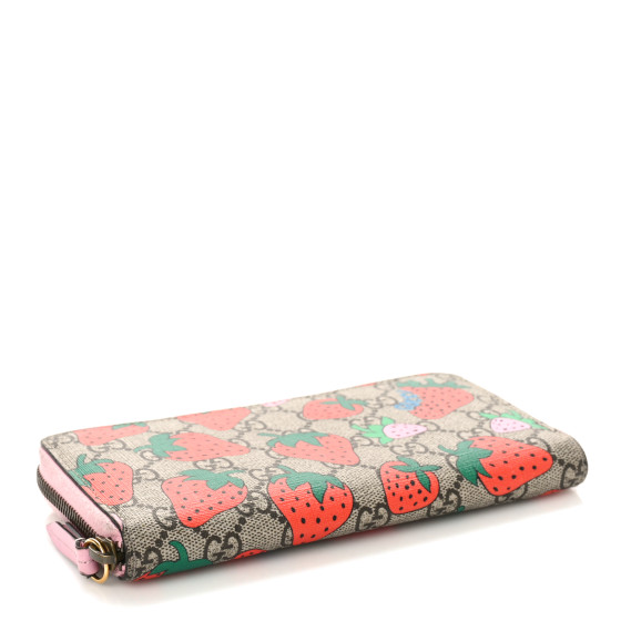 GUCCI GG Supreme Monogram Strawberry Zip Around Wallet Light