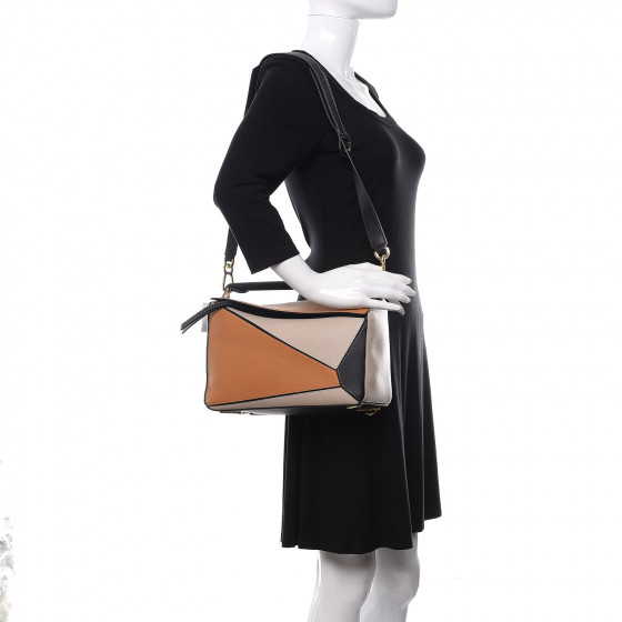出品7/15まで★LOEWE★ LOEWE Grained Calfskin Medium Puzzle Bag Amber Light Oat