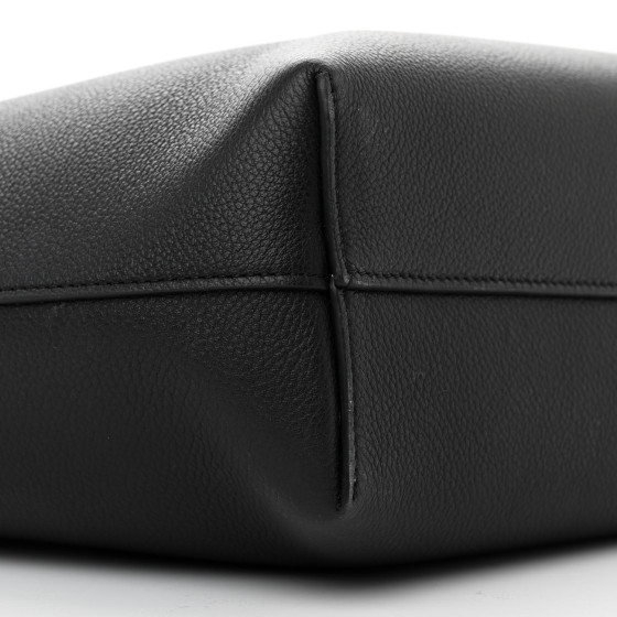 希少 入手困難♪【CELINE】ミニ カバ Anais Cuir Triomphe black Women's Mini cabas Anais cuir Triomphe in grained calfskin