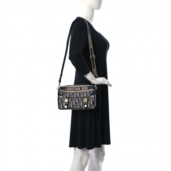 ディオール DIORCAMP スモールハンドバッグ CHRISTIAN DIOR Oblique Small Diorcamp Bag Blue 1042030