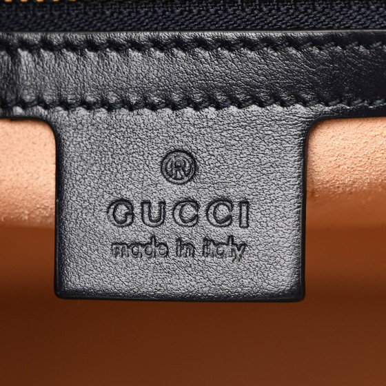 supremeステッカー2p gucci 柄　maximum strength GUCCI GG Supreme Monogram Textured Calfskin Web Medium