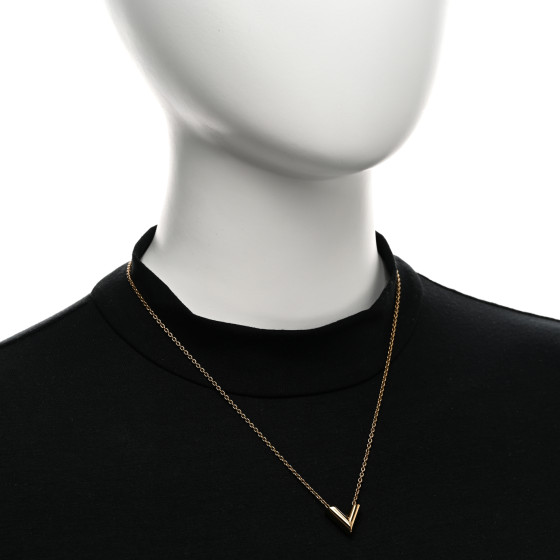 LOUIS VUITTON Essential V Necklace Gold 1658227 | FASHIONPHILE