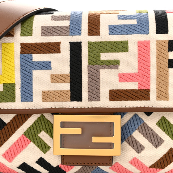 トートバッグ FENDI Baguette Canvas Ricamo FENDI Canvas Ricamo Vitello King FF Multicolor Embroidered