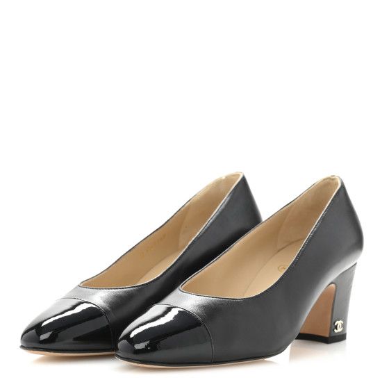 CHANEL ブラック エナメル サイズ36 1/2 CHANEL Lambskin Patent Cap Toe CC Pumps 36 Black 1706690