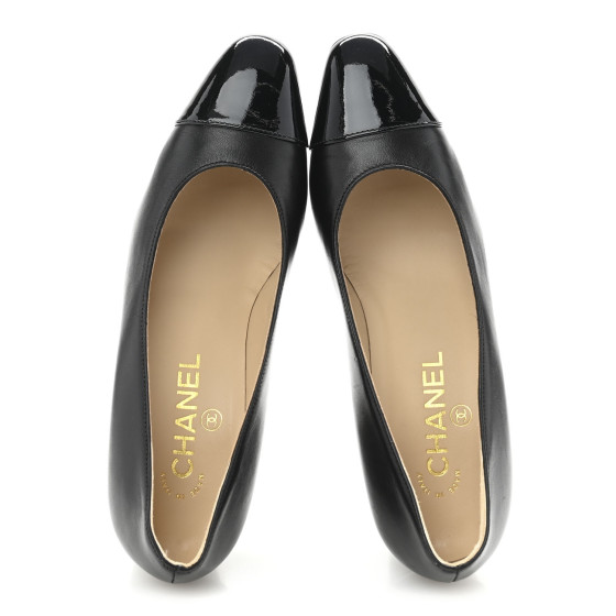 CHANEL ブラック エナメル サイズ36 1/2 CHANEL Lambskin Patent Cap Toe CC Pumps 36 Black 1706690