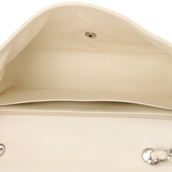 CHANEL Caviar Quilted Jumbo Single Flap White 1668598