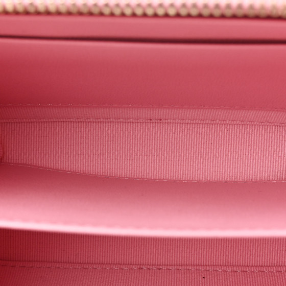 【CHANEL】Chanel camera bag （dusty pink)【ランク:A】 CHANEL Lambskin Quilted Camera Bag Pink 1670722 | FASHIONPHILE