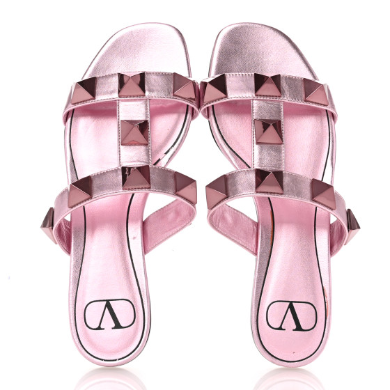 VALENTINO｜ (5W0B0N93 PHV 0NO / 5W2B0N93 PHV 0NO) Valentino Garavani Rockstud Flat Slide Sandals | Saks Fifth
