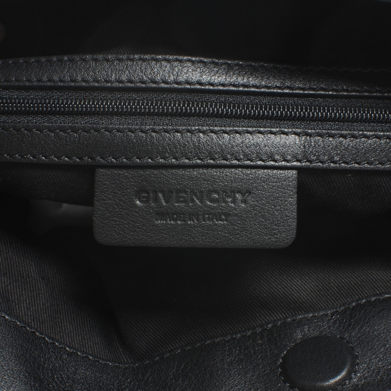 GIVENCHYバック Givenchy Black Goatskin Leather Infinity Flap Crossbody Bag