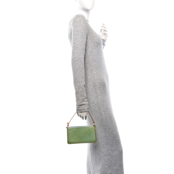LOUIS VUITTON Vernis Lexington Pochette Baby Blue 1700181