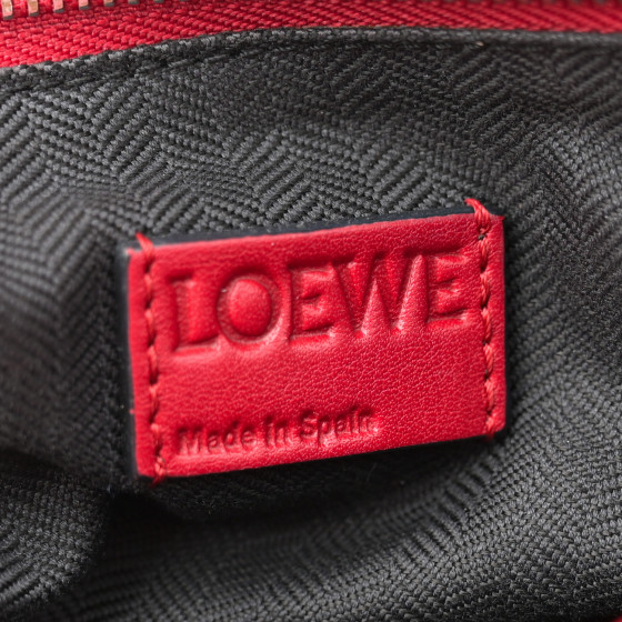 LOEWE Calfskin Medium Puzzle Bag Rouge 1697076 | FASHIONPHILE