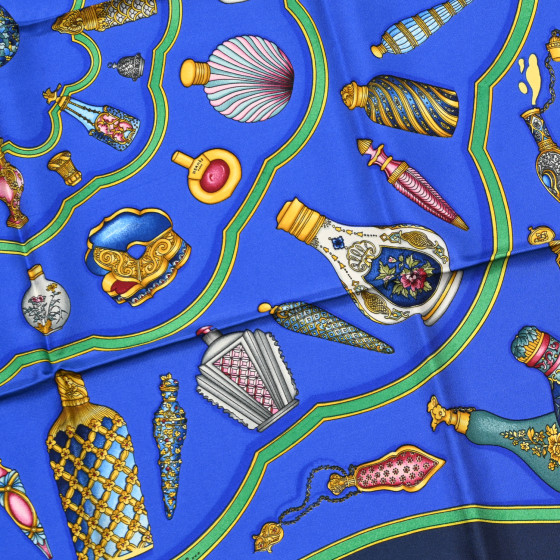 Jhonaエルメス カレ90 Qu importe le flacon HERMES Silk Qu'Importe Le Flacon Scarf 90 1685625 | FASHIONPHILE