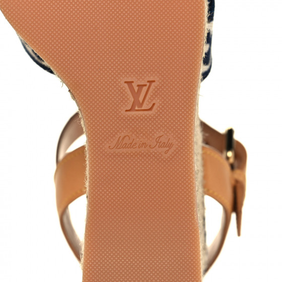 LOUIS VUITTON 1854 サンダル LOUIS VUITTON 1854 Blue MONOGRAM REVIVAL EMBROIDERED SANDAL