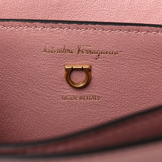 【SALVATORE FERRAGAMO】MEDIUM TRIFOLIO FLAP BAG SALVATORE FERRAGAMO Calfskin Trifolio Flap Bag Antique Rose