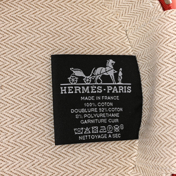 【HERMES】Evasion case HERMES Cotton Lambskin Evasion Case Vermillion 1657058