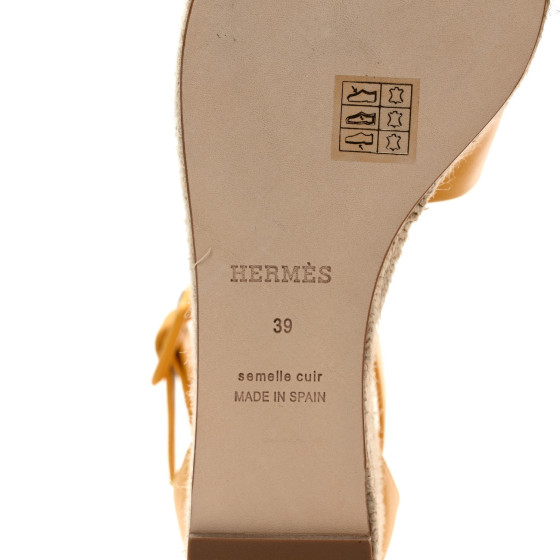エルメス
プードルオルフェーヴル
01パーマブラス HERMES Goatskin Elda Espadrille Wedge Sandals 39 Jaune Sable