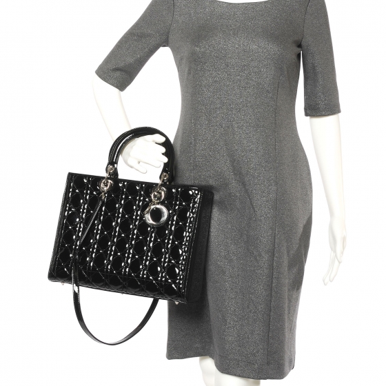 Christian Dior LadyDiorブラック iPhone14Pro CHRISTIAN DIOR Lambskin Cannage Lady Dior Tech iPhone 14 Pro