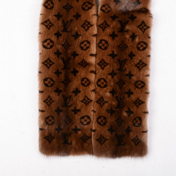 LOUIS VUITTON Monogram Mink Fur Scarf Stole Wrap 155016