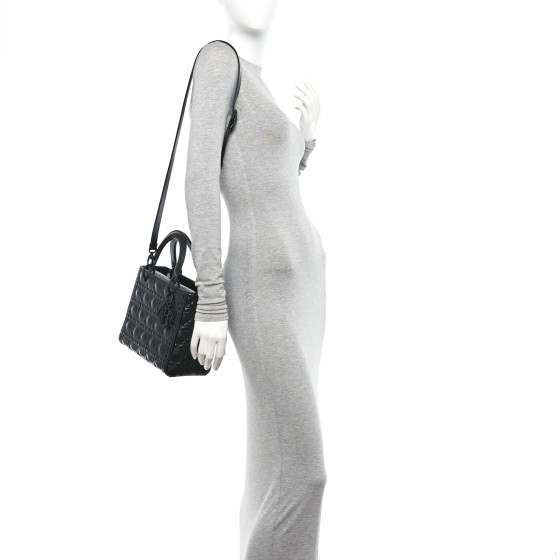 バッグ Dior Cannage Diamond Dior: Dior Presents The Diamond Cannage Motif - Luxferity