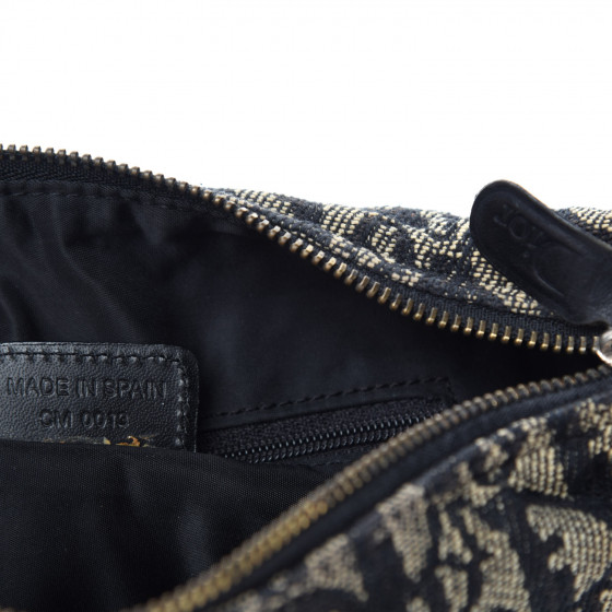 クリスチャンディオール CHRISTIAN DIOR Monogram Hobo Black 761388 | FASHIONPHILE