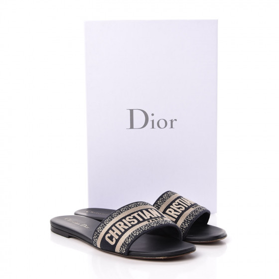 DIOR  Dwayミュール CHRISTIAN DIOR Canvas Embroidered Dway Mules Slide Sandals