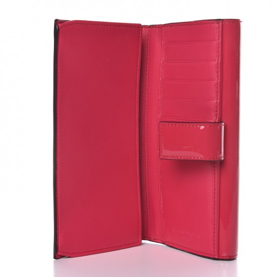 ALEXANDER MCQUEEN Patent Skull Continental Wallet Fuchsia