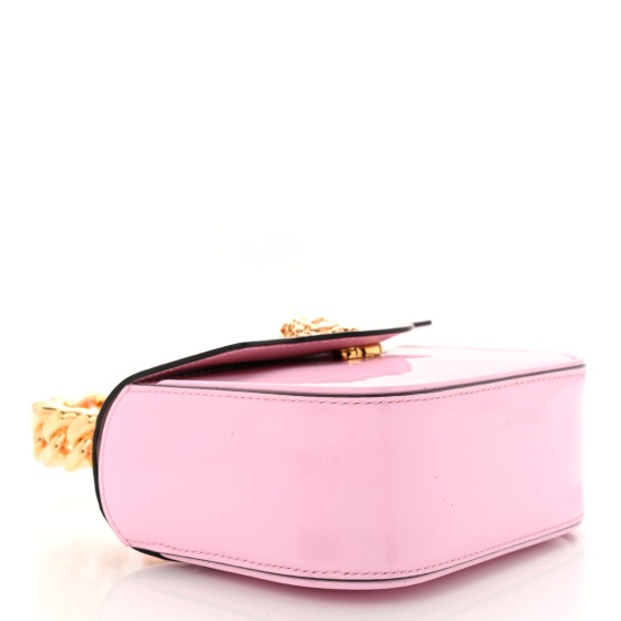 【送料&関税込】Versace La Medusa Patent Mini Bag Versace La Medusa Patent Mini Bag | White | FARFETCH