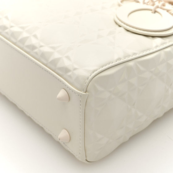 バッグ Dior Cannage Diamond Dior: Dior Presents The Diamond Cannage Motif - Luxferity