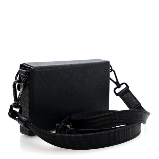 FENDI Vitello Cher Baguette Soft Trunk Phone Pouch Black