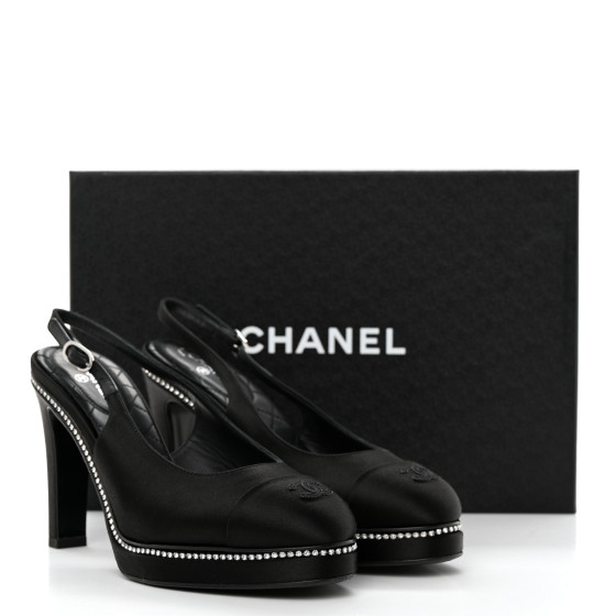 【中古】Silk Liner Black CHANEL Silk Crystal Embellished Cap Toe CC Slingback Pumps