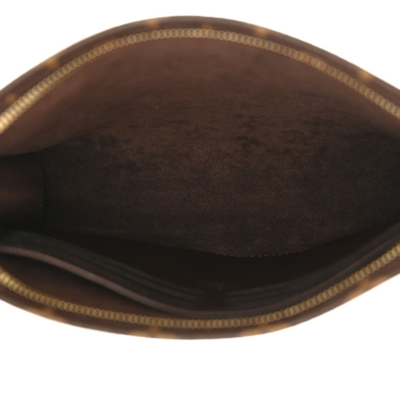 Louis Vuitton ロゴ入りポーチ LOUIS VUITTON Monogram Toiletry Pouch On Chain 1687052