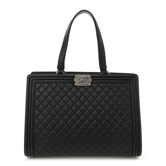 shbb_1122 クリスタル変更 01 Black Chanliade CHANEL Suede Stitched Quilted Studded Mini Chanel 22 Black