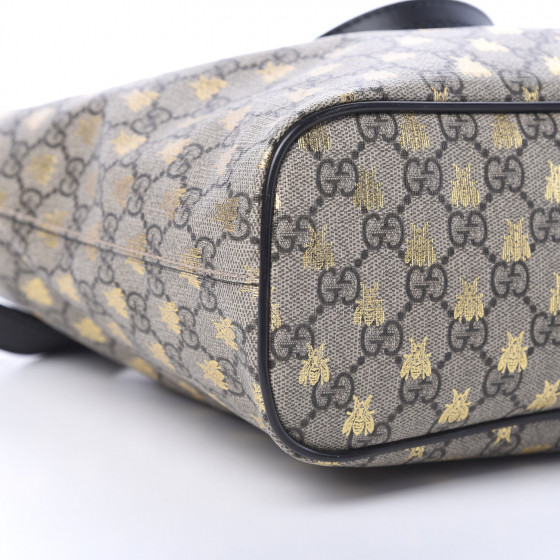 GUCCI Soft GG Supreme Monogram Bees Small Crossbody Tote