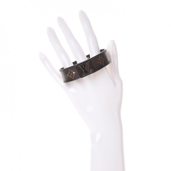LOUIS VUITTON Monogram LV Slim Bracelet 19 313581 | FASHIONPHILE