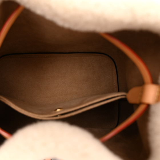 【無料郵送/関税込/正規品】 Louis Vuitton Shearling Neonoe BB LOUIS VUITTON Monogram Shearling Cozygram Neonoe BB 1365577