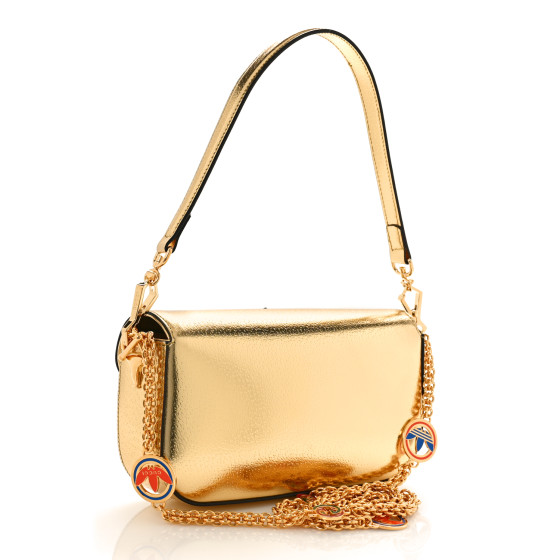 GUCCI ショッパー 大 ゴールド GUCCI - グッチ GUCCI ショッパー 紙袋 ゴールド 白 黒 2枚