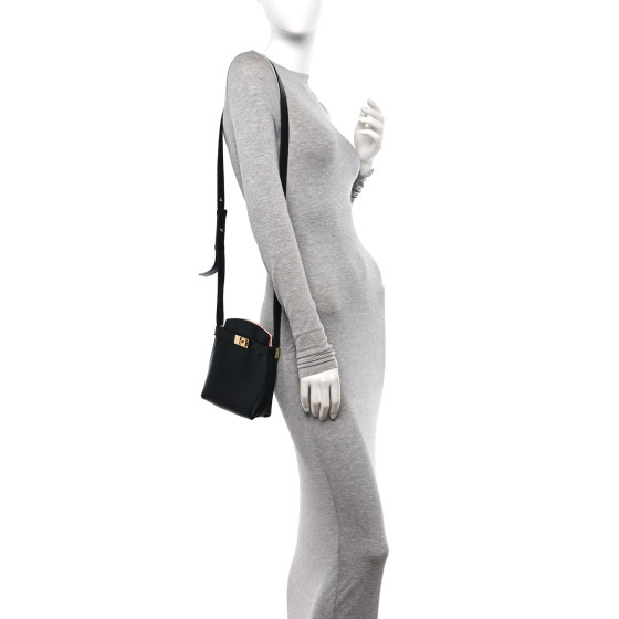 SALVATORE FERRAGAMO Calfskin Hug Smartphone Holder Black