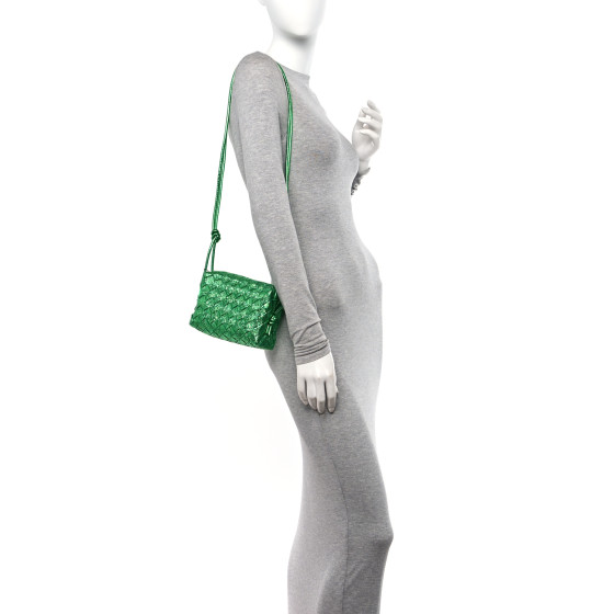 ☆BOTTEGA VENETA☆ Mini Loop CameraBag クロスボディ PARAKEET Bottega Veneta® Mini Loop Camera Bag in Parakeet. Shop