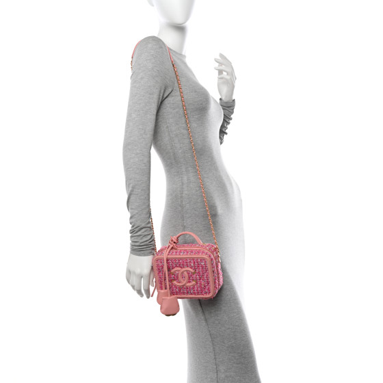 シャネル Filigree バニティケース スモール ツイード CHANEL Tweed Quilted Small CC Filigree Vanity Case Pink