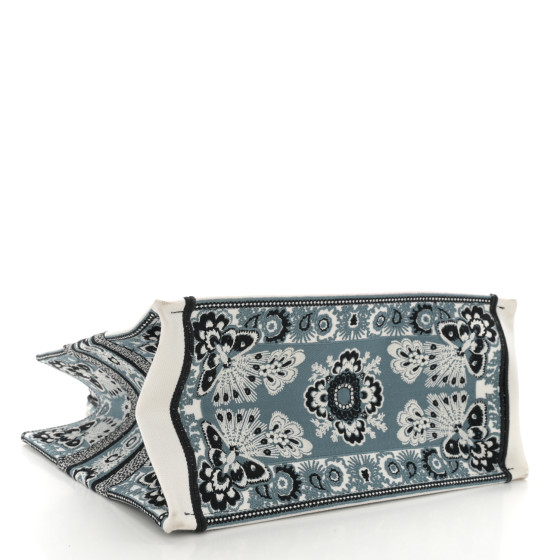 クリスチャンディオール　Christian Dior バンダナ　　花柄　黒 CHRISTIAN DIOR Canvas Butterfly Bandana Embroidered Medium